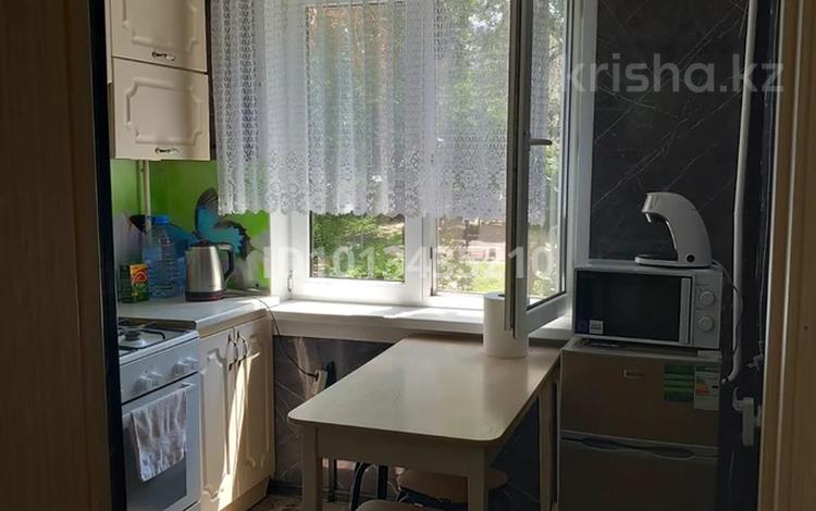 2-бөлмелі пәтер · 45 м² · 2/4 қабат, мкр №11 8 — Шаляпина, бағасы: 300 000 ₸ в Алматы, Ауэзовский р-н — фото 2