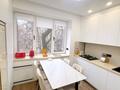 3-комнатная квартира · 80 м² · 3/5 этаж, Валиханова — Карасай Батыра за 127 млн ₸ в Алматы, Медеуский р-н