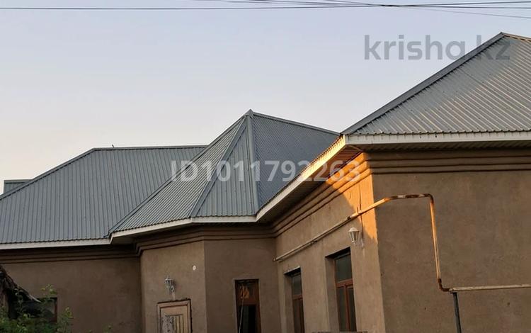 Жеке үй · 4 бөлме · 200 м² · 8 жүзд., Самал-2 ш/а, Малхарова 80, бағасы: 64 млн ₸ в Шымкенте, Абайский р-н — фото 2