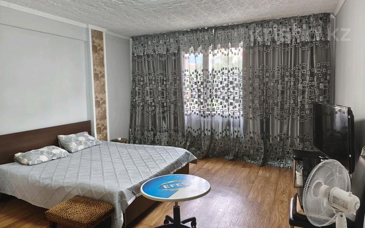 1-комнатная квартира · 52 м² · 2/5 этаж, мкр Думан-2, Думан 2 за 35.5 млн ₸ в Алматы, Медеуский р-н — фото 2