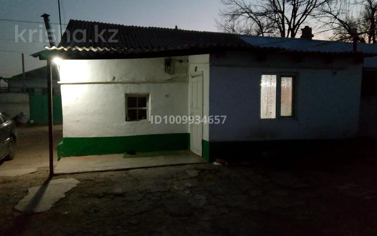 Отдельный дом · 4 комнаты · 30 м² · 18 сот., М.Озтюрка 25 — Савхоз Кабланбек.улица Спартак 25 А за 20 млн ₸ в Сарыагаш — фото 2