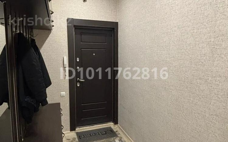 2-бөлмелі пәтер · 62.7 м² · 2/9 қабат, мкр Аксай-4 57 — Момышулы-Улыкбека, бағасы: 43 млн ₸ в Алматы, Ауэзовский р-н — фото 2