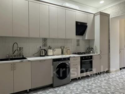 2-бөлмелі пәтер · 72 м², Алтын орда ш/а., х досмухамедулы 32, бағасы: 34 млн ₸ в Актобе, мкр. Алтын орда