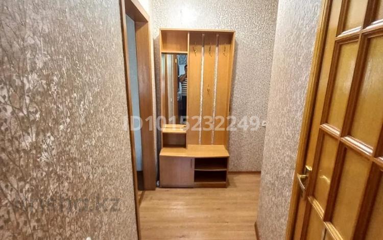 2-комнатная квартира · 43 м² · 2/5 этаж, мкр Орбита-1 13 за 300 000 ₸ в Алматы, Бостандыкский р-н — фото 2