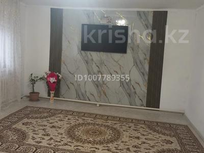 Отдельный дом · 3 комнаты · 95 м² · 6 сот., Куляш Байсейтова 41 — Бекенова за 19 млн 〒 в Кокшетау