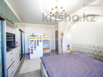 3-комнатная квартира · 132 м² · 17 этаж, Навои 208/2 — Торайгырова за 74 млн 〒 в Алматы, Бостандыкский р-н