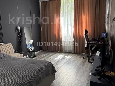 1-бөлмелі пәтер · 43 м² · 1/12 қабат, Торекулова 95 — Сейфуллина Мометова, бағасы: 44 млн ₸ в Алматы, Алмалинский р-н