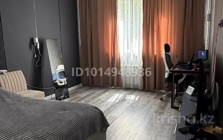1-бөлмелі пәтер · 43 м² · 1/12 қабат, Торекулова 95 — Сейфуллина Мометова, бағасы: 44 млн ₸ в Алматы, Алмалинский р-н — фото 2