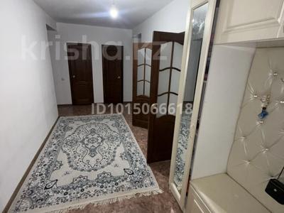 2 комнаты · 80 м² · 5/5 этаж, Бопай ханым 33 18дом — Нур сити 2мкр 18дом 80кв за 130 000 ₸ в Актобе, жилой массив Жилянка