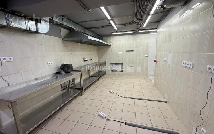 Свободное назначение, склады, общепит, кабинеты и рабочие места · 58 м² за 400 000 ₸ в Алматы, Алмалинский р-н — фото 6