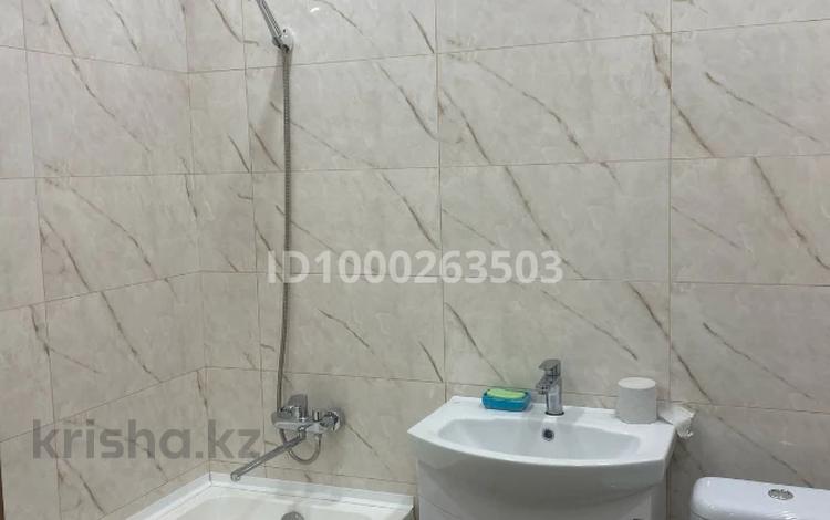 2-комнатная квартира · 55 м² · 2/5 этаж, мкр Болашак, Мкр Юни сити 157 — Аэропорт за 140 000 〒 в Актобе — фото 2