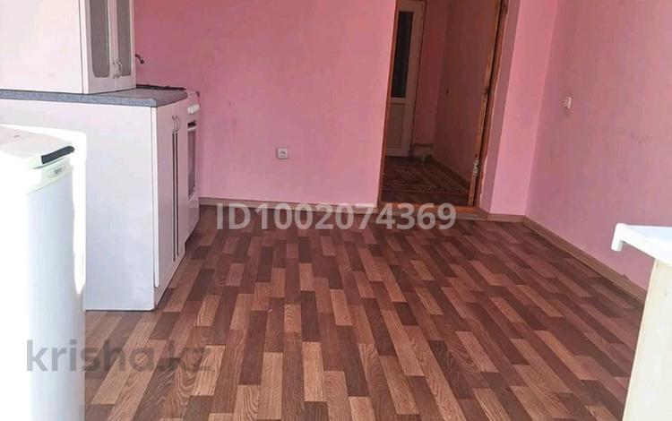 Жеке үй · 2 бөлме · 43 м², мкр Северо-Запад — Утегенова, бағасы: 60 000 ₸ в Шымкенте, Абайский р-н — фото 2