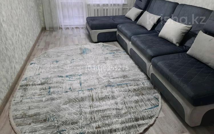 3-комнатная квартира · 62 м² · 2/4 этаж, Валиханова за 370 000 ₸ в Алматы, Медеуский р-н — фото 2