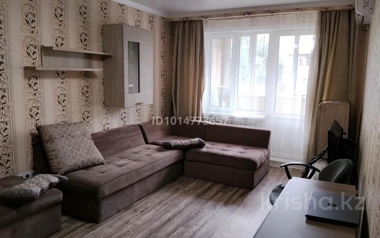 2-комнатная квартира · 46 м² · 5/5 этаж, мкр Таугуль 6 за 300 000 ₸ в Алматы, Ауэзовский р-н — фото 2