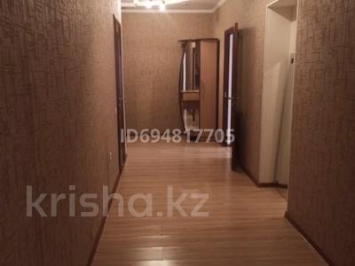 2-бөлмелі пәтер · 90 м² · 4/5 қабат, проспект алии молдагуловой, бағасы: 180 000 ₸ в Актобе