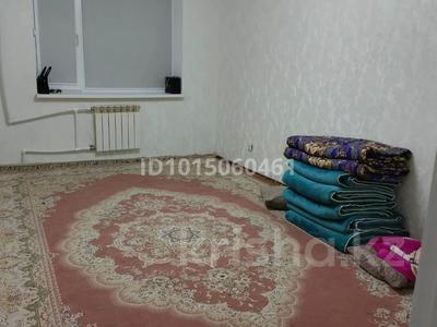 2-комнатная квартира · 80 м² · 6/10 этаж, Набережная 80 за 150 000 ₸ в Актобе, мкр. Курмыш