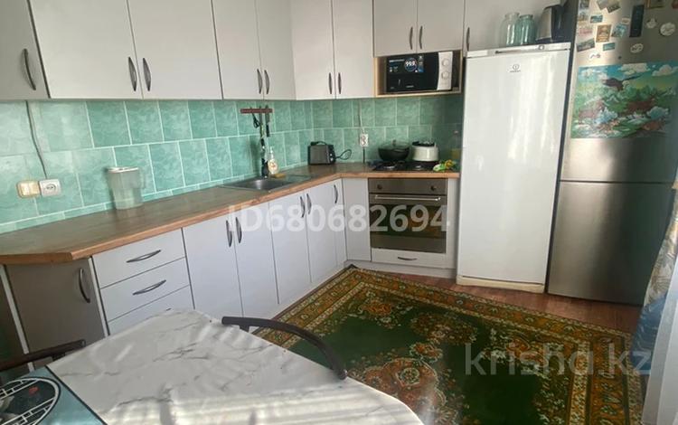 3-бөлмелі пәтер · 67 м² · 4/9 қабат, мкр Юго-Восток, 28й микрорайон 32, бағасы: 29.9 млн ₸ в Караганде, Казыбек би р-н — фото 2