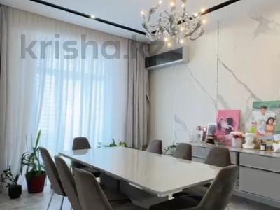 4-комнатная квартира · 210 м² · 13/15 этаж, 17-й мкр, ​17-й микрорайон 11 за 110 млн 〒 в Актау