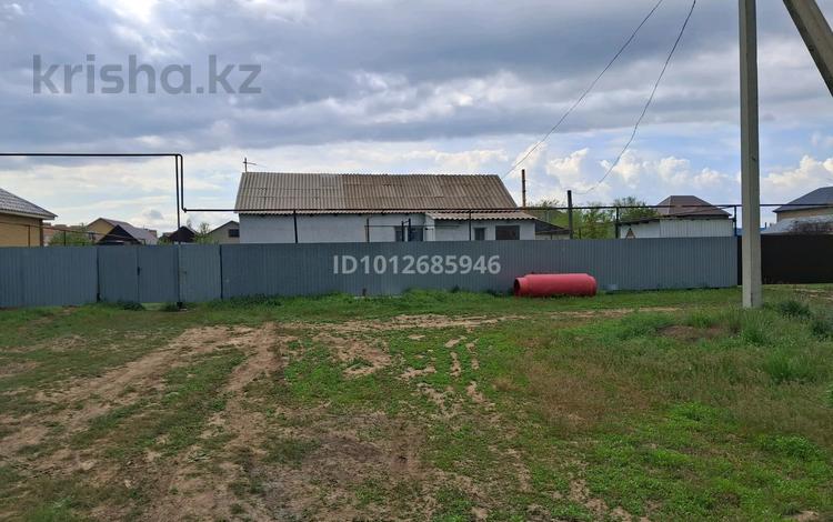 Отдельный дом · 4 комнаты · 100 м² · 3 сот., мкр. Зачаганск пгт, Гулзар 9/2 — Стрелковая дивизия и Гулзар за 18.7 млн ₸ в Уральске — фото 2