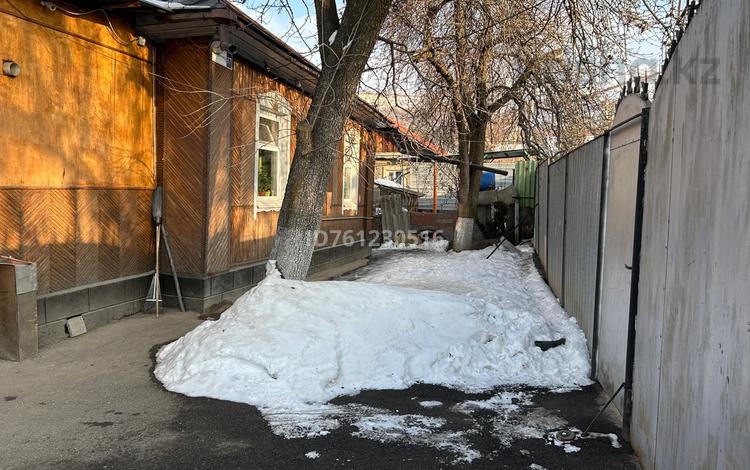 Отдельный дом · 4 комнаты · 71 м² · 7.2 сот., мкр Коктобе, Трофимова 19 за 170 млн 〒 в Алматы, Медеуский р-н — фото 3