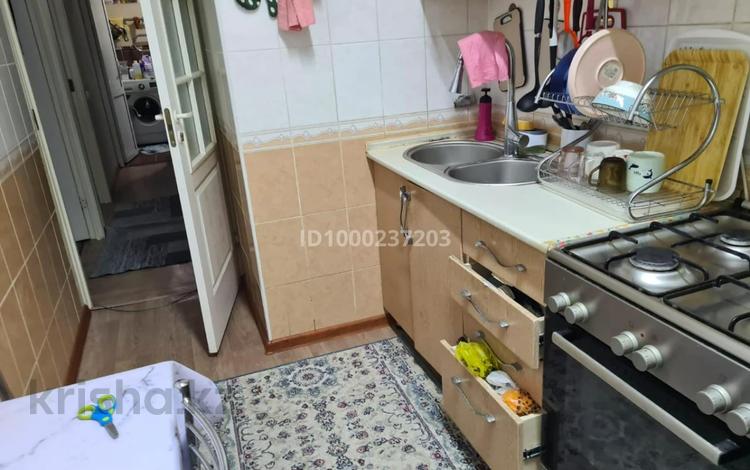 3-комнатная квартира · 60 м² · 2/5 этаж, Казыбек би 108 за 22 млн 〒 в Таразе — фото 2