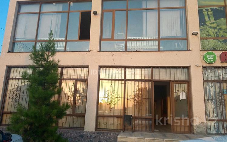 Свободное назначение, офисы, кабинеты и рабочие места · 50 м² за 160 000 ₸ в Шымкенте, Каратауский р-н — фото 4