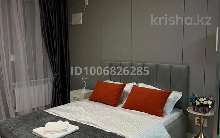 1-комнатная квартира · 45 м² · 15 этаж, Кошкарбаева за 4 000 ₸ в Астане, Сарайшык р-н — фото 2