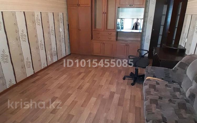 2-комнатная квартира · 43 м² · 4/5 этаж, мкр Алатау 52 за 100 000 ₸ в Таразе — фото 2