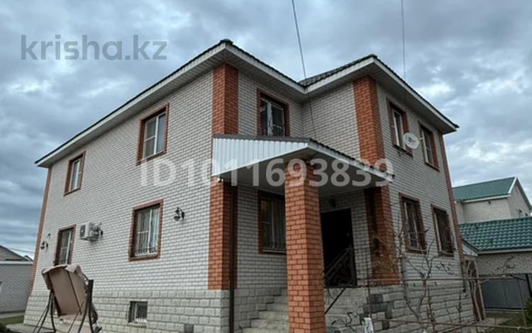 Жеке үй · 6 бөлме · 465 м² · 10 сот., Балауса — Рядом кафе Ак-Отау, бағасы: 2 млн ₸ в Актобе, жилой массив Заречный-2 — фото 2