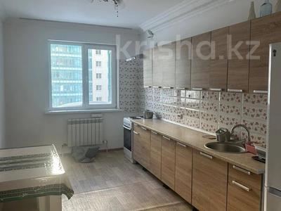 4-бөлмелі пәтер · 94 м² · 4/14 қабат, Сарайшык 7 — Кабанбай батыра, бағасы: 300 000 ₸ в Астане, Есильский р-н