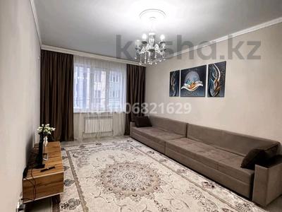 2-комнатная квартира · 58 м² · 2/12 этаж, мкр Акбулак, Дарабоз — Напротив Алматы Арена за 17 000 〒 в Алатауский р-н