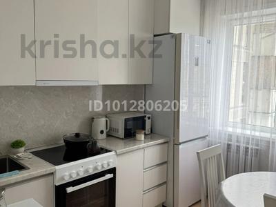 3-бөлмелі пәтер · 64.5 м² · 8/10 қабат, Майкудук, Мкр Голубые пруды 7, бағасы: 29.5 млн ₸ в Караганде, Алихана Бокейханова р-н