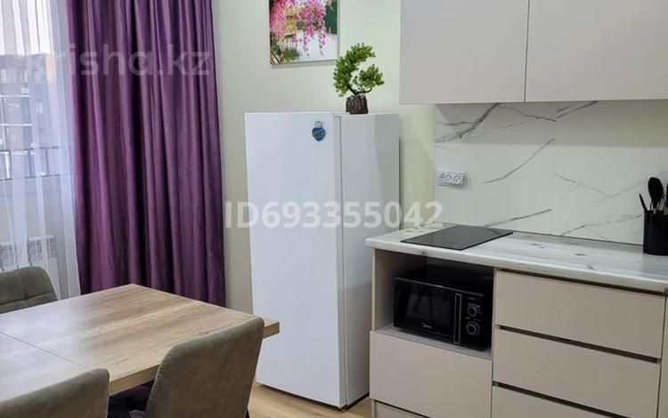 1-комнатная квартира, 40 м², 9/10 этаж, Толе би 285 — Отеген батыра