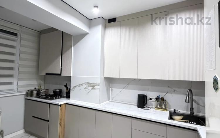 1-комнатная квартира · 40 м² · 5/6 этаж, 32В мкр 8/1 за 11.3 млн ₸ в Актау — фото 2