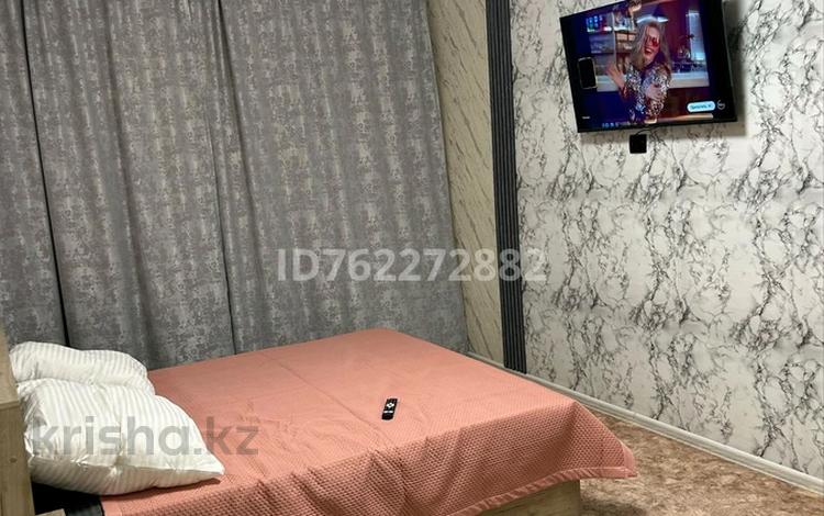 1-комнатная квартира · 30 м² · 3/5 этаж, Абая 3 за 10 000 ₸ в Усть-Каменогорске, Ульбинский — фото 2