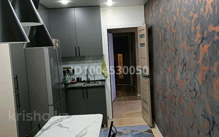 3-бөлмелі пәтер · 70 м² · 1/3 қабат, Щербакова 19 — Конечная 7 автобуса, бағасы: 19 млн ₸ в Усть-Каменогорске, Ульбинский — фото 2