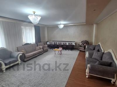 Отдельный дом · 5 комнат · 215 м² · 7.5 сот., Затаевича 63 за 60 млн 〒 в Талдыкоргане