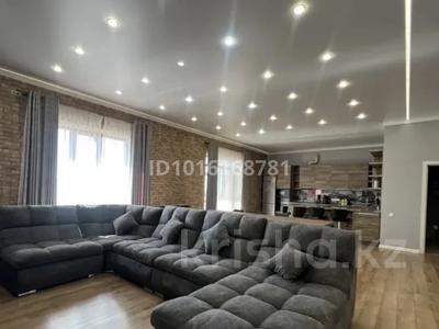 4-комнатная квартира · 186 м² · 7/9 этаж, Мухамедханова 4 за 800 000 ₸ в Семее
