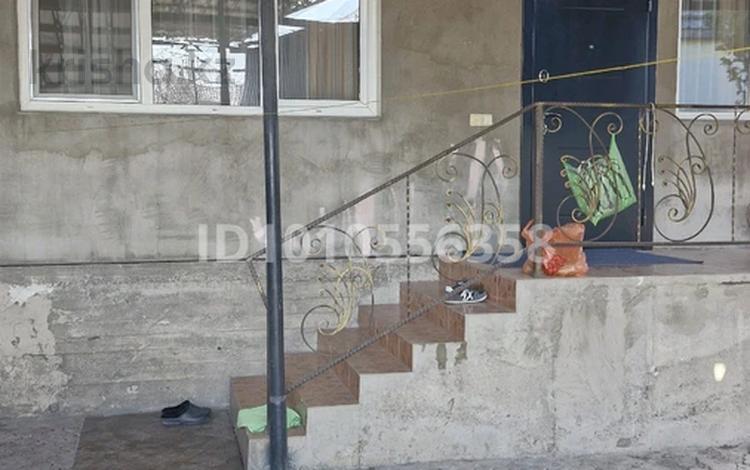 Отдельный дом · 3 комнаты · 150 м² · 7.5 сот., мкр Карасу, Мкр Карасу ул озёрная 48а за 70 млн ₸ в Алматы, Алатауский р-н — фото 2