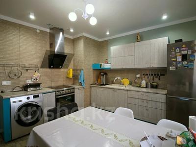 Продажа квартир в Астане: 3-комнатная квартира · 71 м² · 2/8 этаж, Улы дала 63 за 40.5 млн 〒 3-комнатная квартира · 71 м² · 2/8 этаж, Улы дала 63 за 40.5 млн 〒 в Астане, Есильский р-н