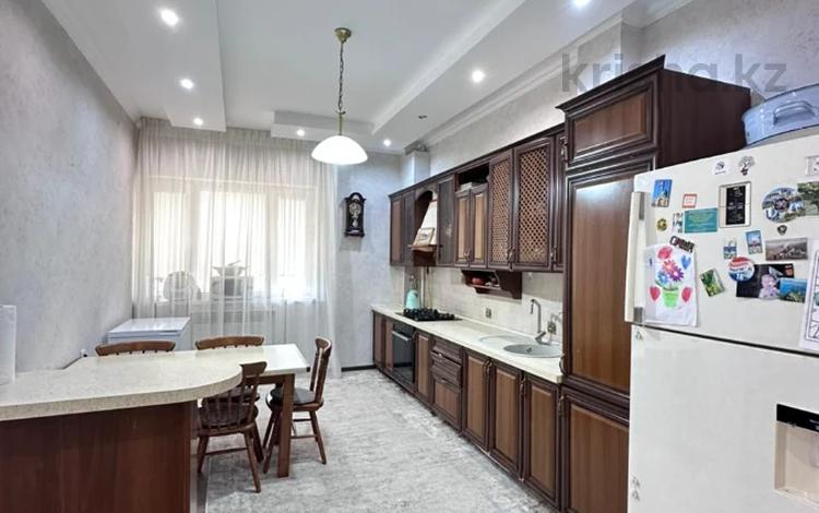 4-бөлмелі пәтер · 140.5 м² · 4/5 қабат, 15-й мкр 41Б, бағасы: 42 млн ₸ в Актау — фото 7