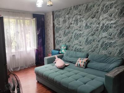 3-бөлмелі пәтер · 63.5 м² · 5/5 қабат, Ақсай-3 ш/а. — Б. Момышулы, бағасы: 35.5 млн ₸ в Алматы, Ауэзовский р-н