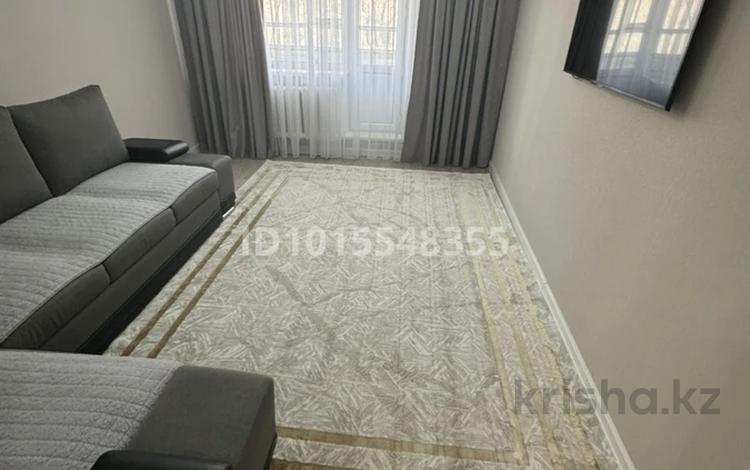 3-комнатная квартира · 70 м² · 5/5 этаж, Набережная за 17 000 ₸ в Аксу — фото 2