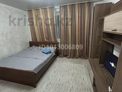 1-бөлмелі пәтер · 30 м² · 8/9 қабат, Орбита ш/а. 3 — Камали Дюсембекова улица, 3 рядом Парк победы , Мечеть, школа/59, бағасы: 12 000 ₸ в Караганде, Казыбек би р-н