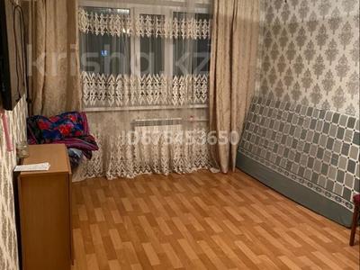 1-комнатная квартира, 36 м², 1/5 этаж помесячно, мкр Юго-Восток, Дюсембекова 37 за 120 000 〒 в Караганде, Казыбек би р-н