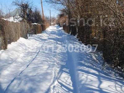 Дача · 2 комнаты · 25 м² · 10.4 сот., Яблочная 10 за 6.5 млн 〒 в Есик