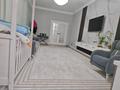 2-бөлмелі пәтер · 89 м² · 17/20 қабат, Мамыр-1 ш/а. 26/1, бағасы: 88 млн ₸ в Алматы, Ауэзовский р-н — фото 5