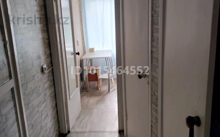 3-комнатная квартира · 51.7 м² · 3/5 этаж, 50 лет Октября 94 — Магазин Универсам. за 12.5 млн ₸ в Рудном — фото 2