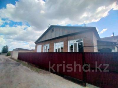 Часть дома · 3 комнаты · 102.6 м² · 4.42 сот., Маметовой 17 за 9 млн ₸ в Красном яре