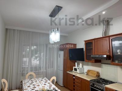 2-бөлмелі пәтер · 112 м² · 2/5 қабат, мкр Омега, Ескалиева 297, бағасы: 50 млн ₸ в Уральске